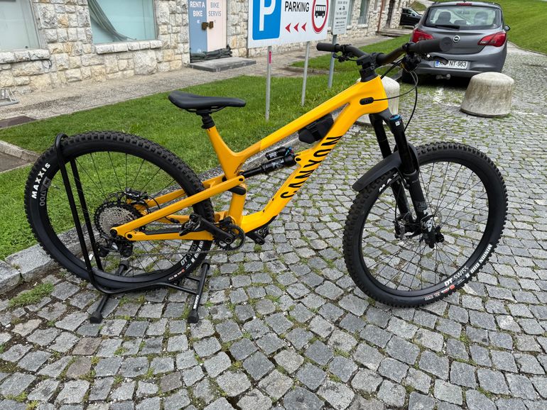 Canyon Spectral 29 CF 8 2023