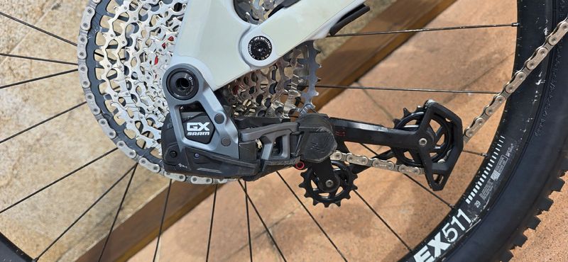Used Canyon Strive SRAM GX Eagle AXS 2022 Mountainbike, Orange — image 3 of 11