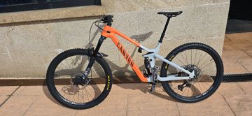 Used Canyon Strive SRAM GX Eagle AXS 2022 Mountainbike, Orange — image 2 of 11