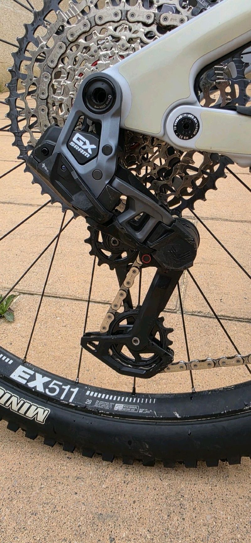 Used Canyon Strive SRAM GX Eagle AXS 2022 Mountainbike, Orange — image 8 of 11