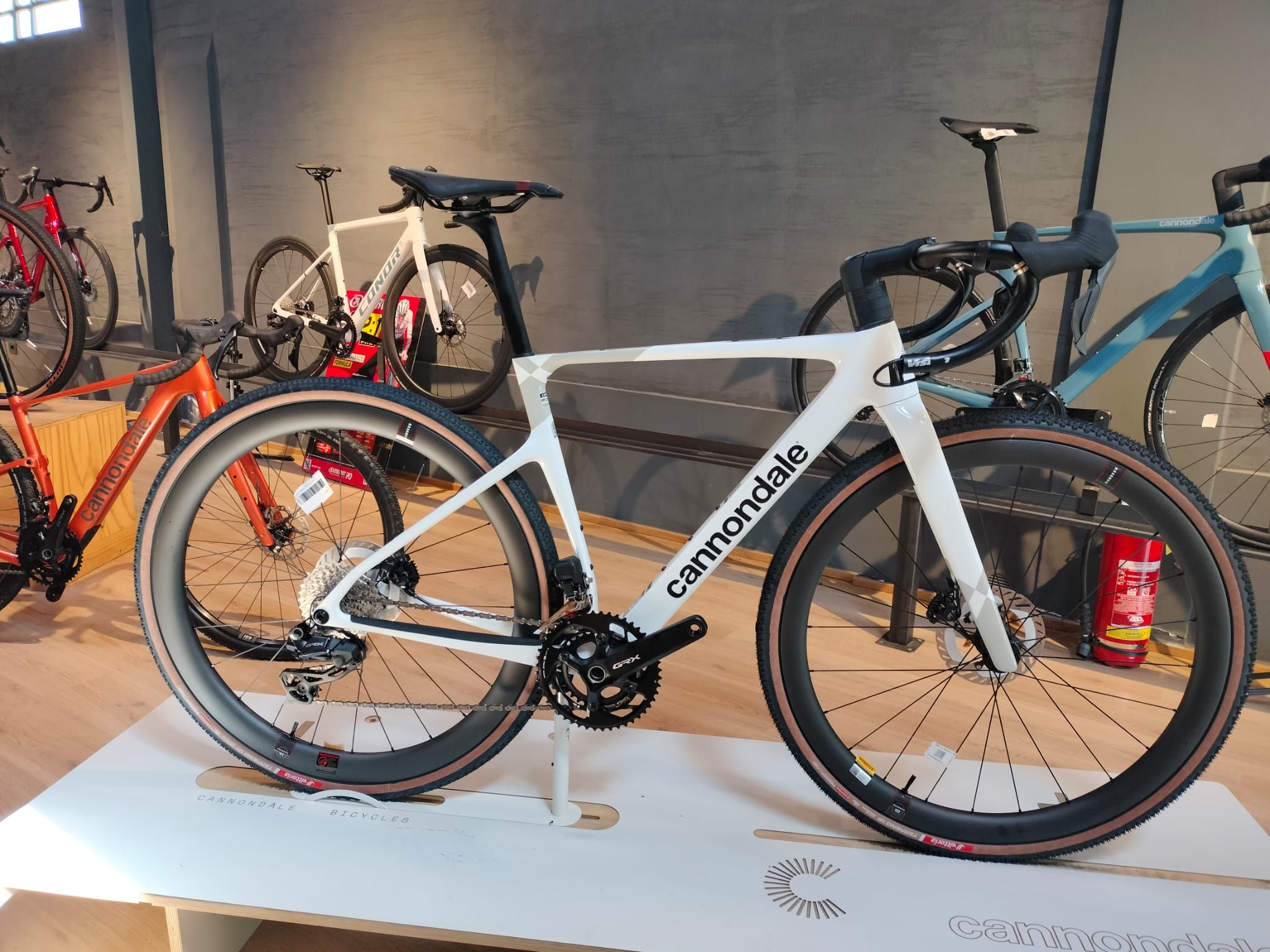 Cannondale Cannondale SuperX 2 Shimano GRX Di2 51 Nuovo 2025