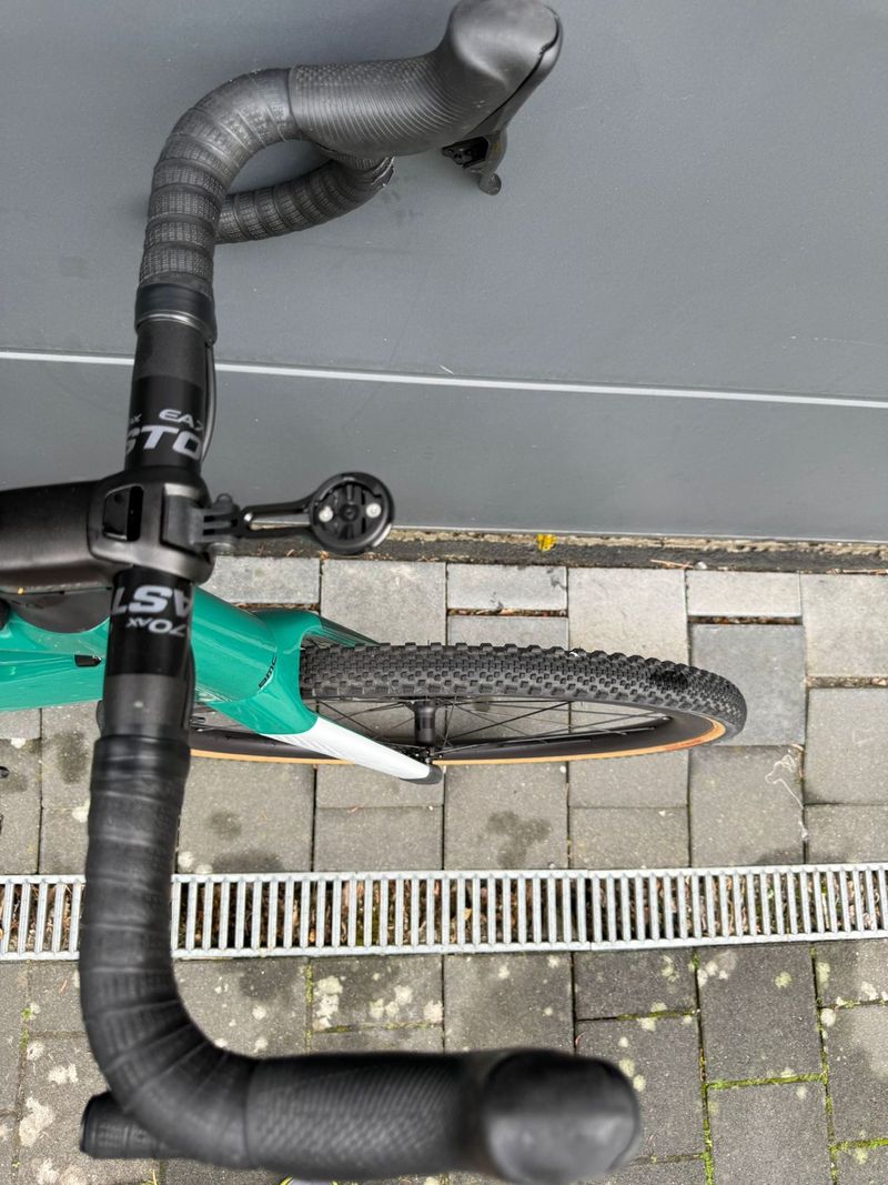 Used BMC URS 01 TWO 2023 2023 Road & Gravel, Green — image 11 of 18