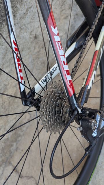 Used Trek Madone 5.2 H2 (Compact) 2012 2012 Road & Gravel, Red — image 19 of 26