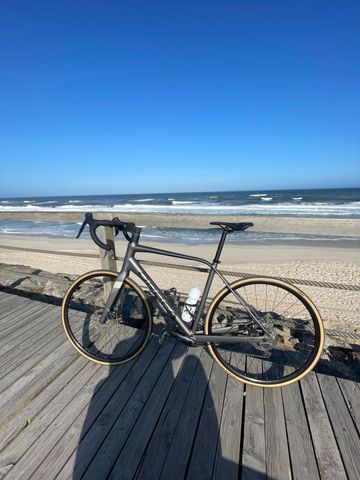 Used Orbea AVANT H60-D 2022 2022 Road & Gravel, Light Gray — image 5 of 5