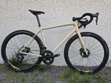 Used Specialized Aethos S-Works 2022 Road & Gravel