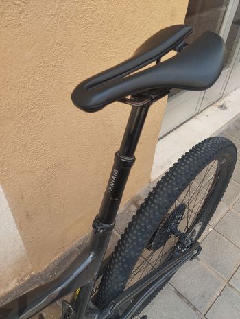 Used Scott Spark RC 2024 Mountainbike, Black — image 11 of 13