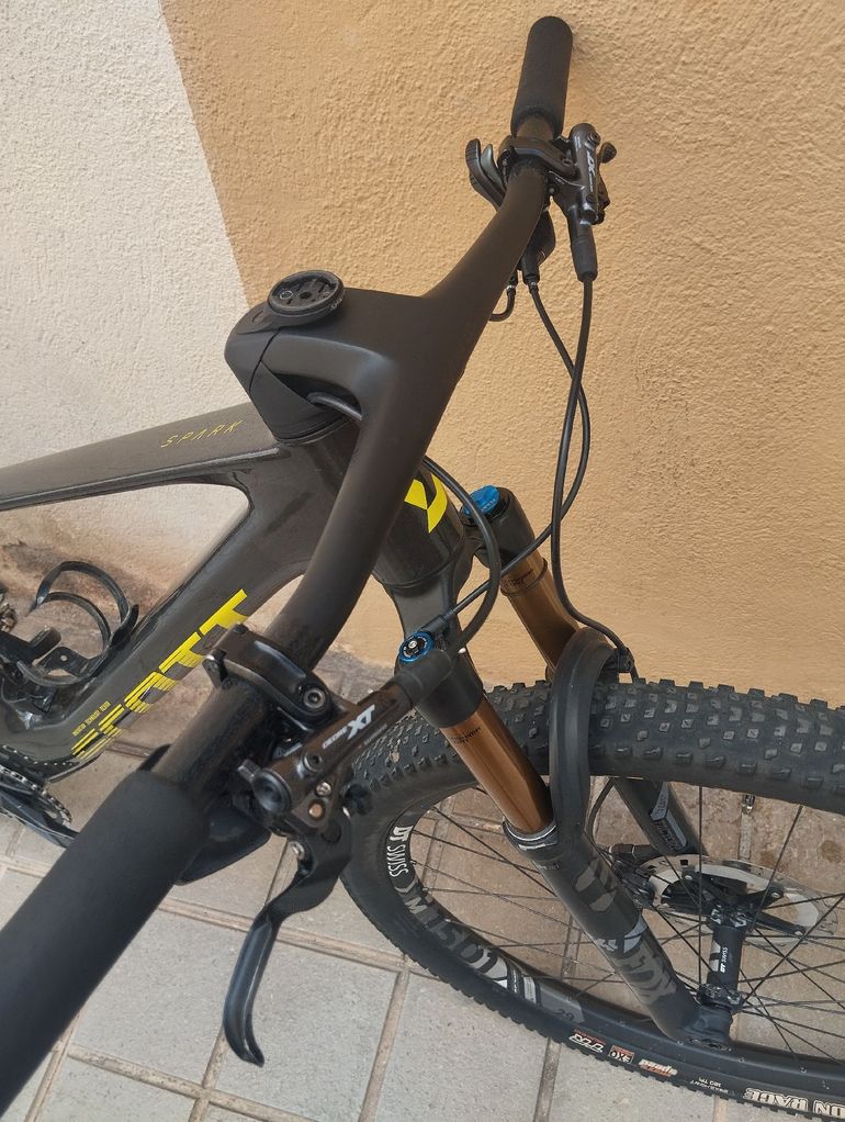 Used Scott Spark RC 2024 Mountainbike, Black — image 9 of 13