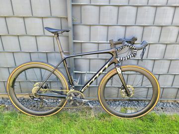 Tweedehands Scott Addict 20 Disc 2021 Road & Gravel — afbeelding 4 van 6