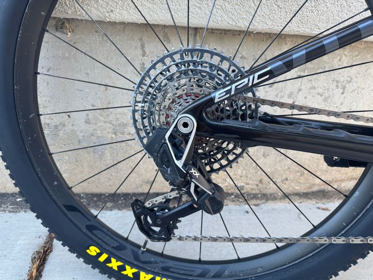 Used Specialized Epic SRAM XX SL Eagle AXS (T-Type) 2024 Mountainbike, Black, 29 — image 2 of 8