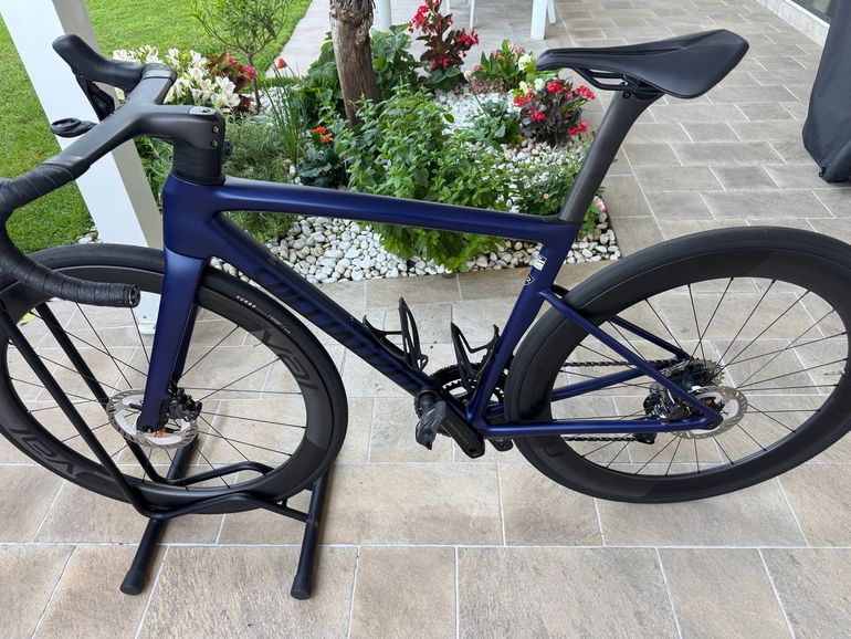 自転車本体 SPECIALIZED TARMAC PRO SL8 ULTEGRA Di2 Rower szosowy Specialized Tarmac SL8 Pro - Shimano Ultegra