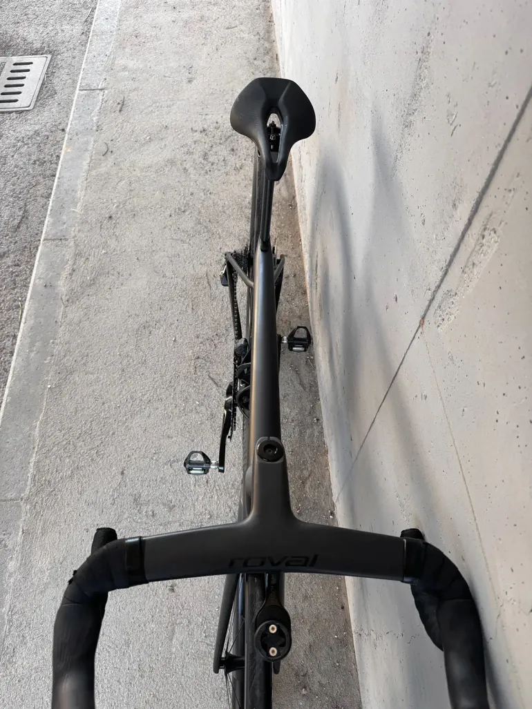 Used Specialized S-Works Tarmac Sl8 Ultegra Di2 2025 Road & Gravel, Black — image 9 of 11