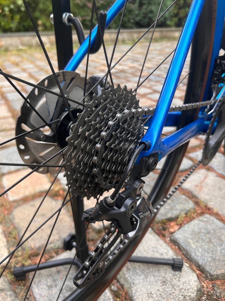 Used Giant Tcr Shimano Ultegra 2020 Road & Gravel, Blue — image 9 of 10
