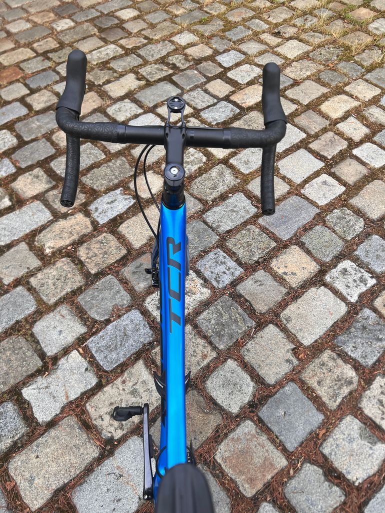Used Giant Tcr Shimano Ultegra 2020 Road & Gravel, Blue — image 5 of 10
