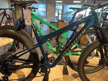 Specialized Epic World Cup Pro 2024 2024 Mountainbike d'occasion — image 1 sur 4