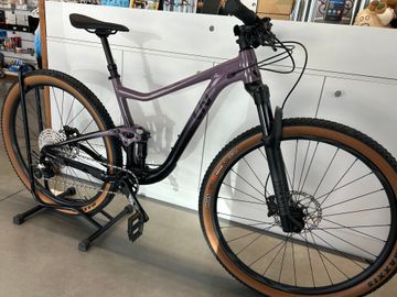 Liv Pique 29 2 2022 2022 Mountainbike d'occasion — image 2 sur 10