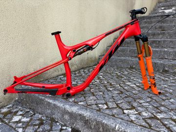 Tweedehands KTM SCARP EXONIC 2023 Mountainbike — afbeelding 1 van 8
