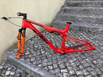Tweedehands KTM SCARP EXONIC 2023 Mountainbike — afbeelding 7 van 8