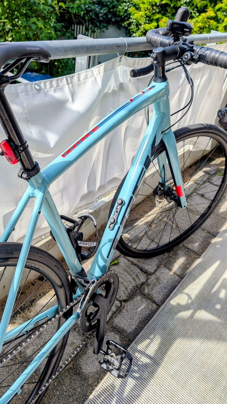 【極美品】TREK DOMANE AL4 DISC 2023 Trek Domane AL 4 Disc review | BikeRadar