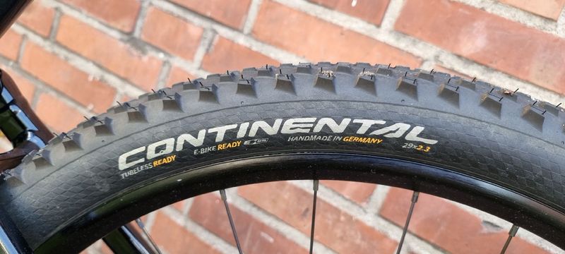 Gebrauchtes Specialized Camber SRAM GX Eagle AXS 2017 Mountainbike, Grün — Bild 15 von 18