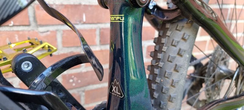 Gebrauchtes Specialized Camber SRAM GX Eagle AXS 2017 Mountainbike, Grün — Bild 12 von 18
