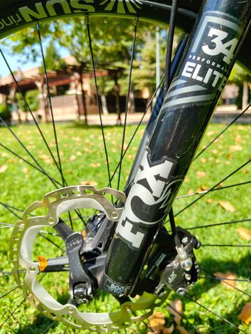 Używany Stevens E-Whaka+ 2018 2018 Mountainbike — zdjęcie 1 z 10