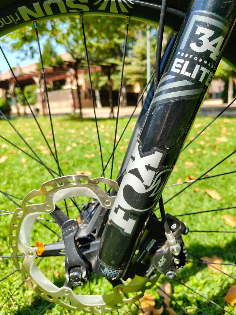 Używany Stevens E-Whaka+ 2018 2018 Mountainbike — zdjęcie 1 z 10