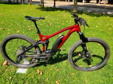 Używany Stevens E-Whaka+ 2018 2018 Mountainbike — zdjęcie 10 z 10