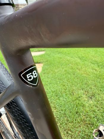 Used Specialized Custom Build Diverge 9r 58 Cm 2023 Road & Gravel, Orange — image 6 of 9