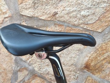 Used Specialized Roubaix Shimano Ultegra 2011 Road & Gravel, Black — image 2 of 12