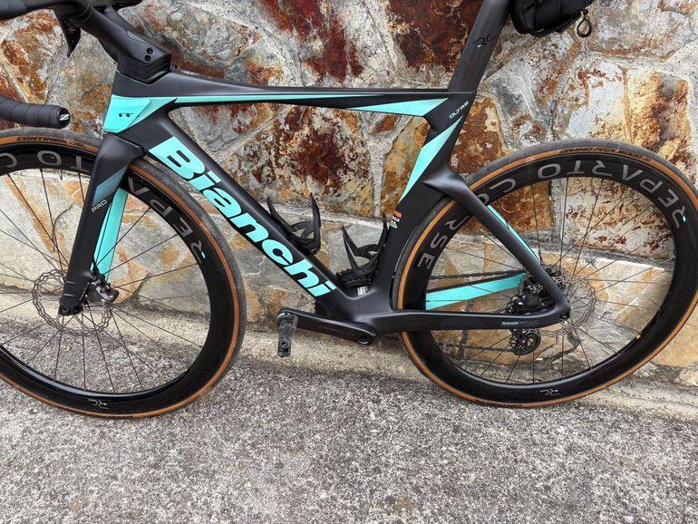 Bianchi Oltre PRO Ultegra Di2 2023 2023