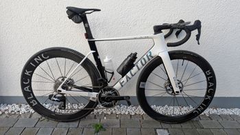 Factor, Ostro SRAM Red eTap AXS