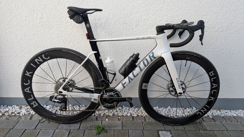 Używany Factor Ostro SRAM Red eTap AXS 2024 Road & Gravel