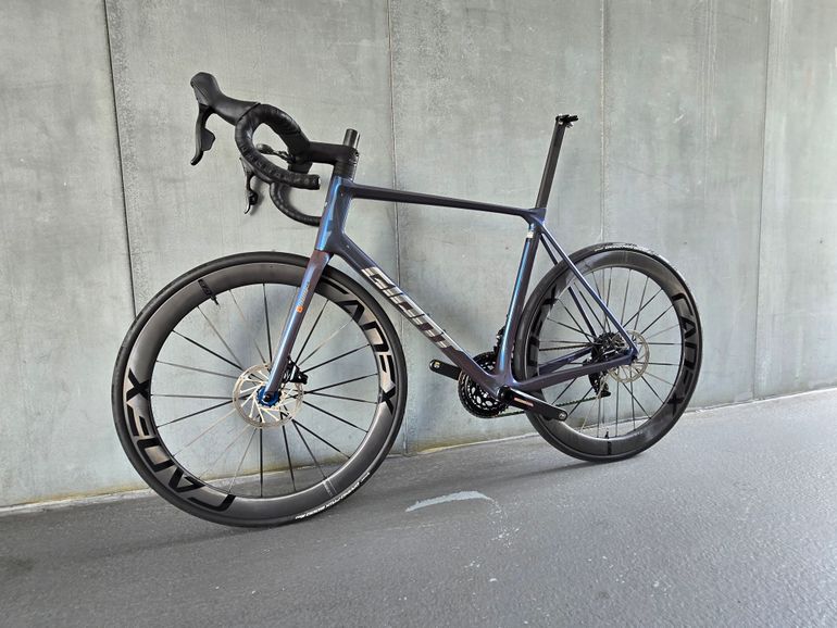 Used Giant TCR Advanced Pro Disc 0 AXS 2024 2024 Road & Gravel, Purple — image 10 of 21