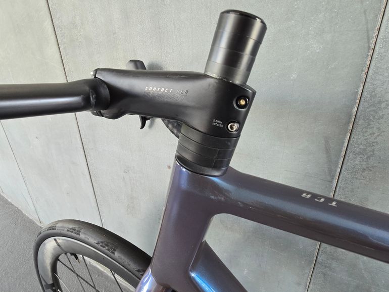 Used Giant TCR Advanced Pro Disc 0 AXS 2024 2024 Road & Gravel, Purple — image 16 of 21