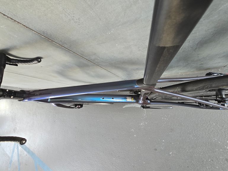 Used Giant TCR Advanced Pro Disc 0 AXS 2024 2024 Road & Gravel, Purple — image 12 of 21