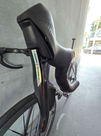 Used Giant TCR Advanced Pro Disc 0 AXS 2024 2024 Road & Gravel, Purple — image 17 of 21