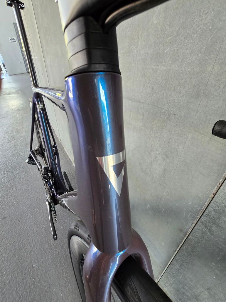 Used Giant TCR Advanced Pro Disc 0 AXS 2024 2024 Road & Gravel, Purple — image 9 of 21