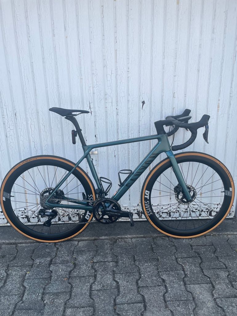 Used Canyon Ultimate Shimano Dura Ace Di2 2021 Road & Gravel, Green — image 1 of 6