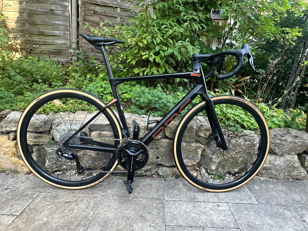 BMC Roadmachine Shimano Dura Ace Di2 2021