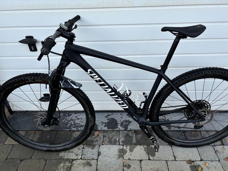 Used Specialized Epic Hardtail 2021 2021 Mountainbike, Black, 29 — image 7 of 9