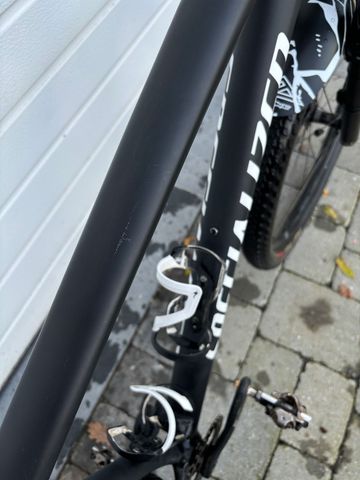 Used Specialized Epic Hardtail 2021 2021 Mountainbike, Black, 29 — image 6 of 9