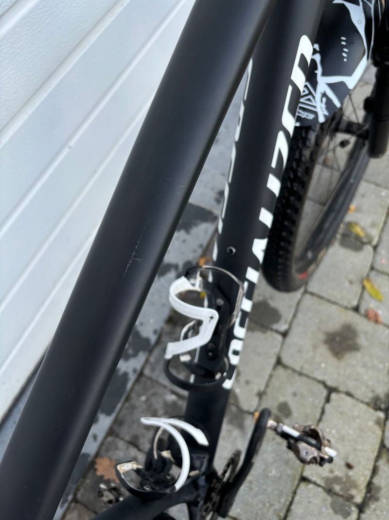 Used Specialized Epic Hardtail 2021 2021 Mountainbike, Black, 29 — image 6 of 9