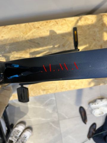 Used Orbea ALMA M50-EAGLE 2019 2019 Mountainbike, Red, 27.5, 29 — image 3 of 5
