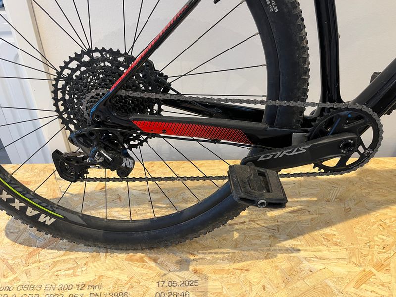 Used Orbea ALMA M50-EAGLE 2019 2019 Mountainbike, Red, 27.5, 29 — image 2 of 5