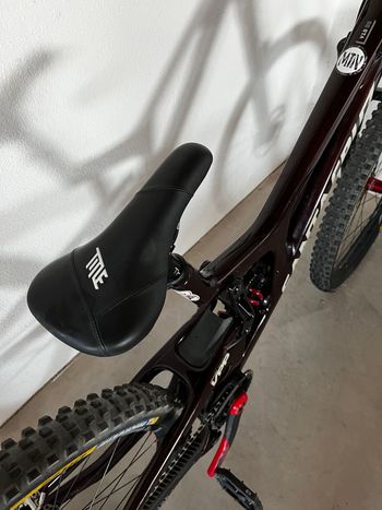 Used Santa Cruz V10 Single Speed / Fixed Gear 2022 Mountainbike, Red — image 4 of 9