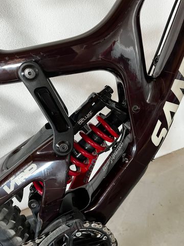Used Santa Cruz V10 Single Speed / Fixed Gear 2022 Mountainbike, Red — image 7 of 9