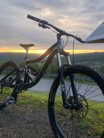 Tweedehands Specialized BigHit FSR II 2010 2010 Mountainbike — afbeelding 3 van 3