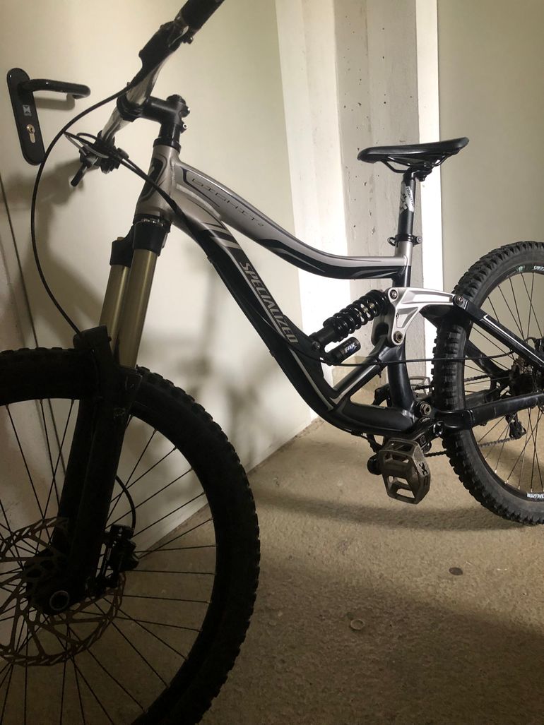 Tweedehands Specialized BigHit FSR II 2010 2010 Mountainbike — afbeelding 2 van 3