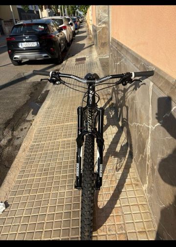 Used Specialized Enduro Elite 29 2015 2015 Mountainbike, Black, 29 — image 3 of 9