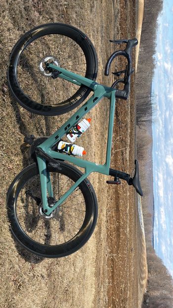 Used Vitus ZX-1 EVO Ultegra Di2 2024 2024 Road & Gravel, Green — image 8 of 10